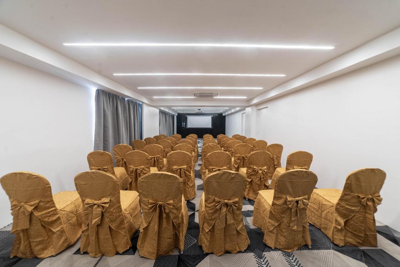 Square Hotel Katmandu Zewnętrze zdjęcie
