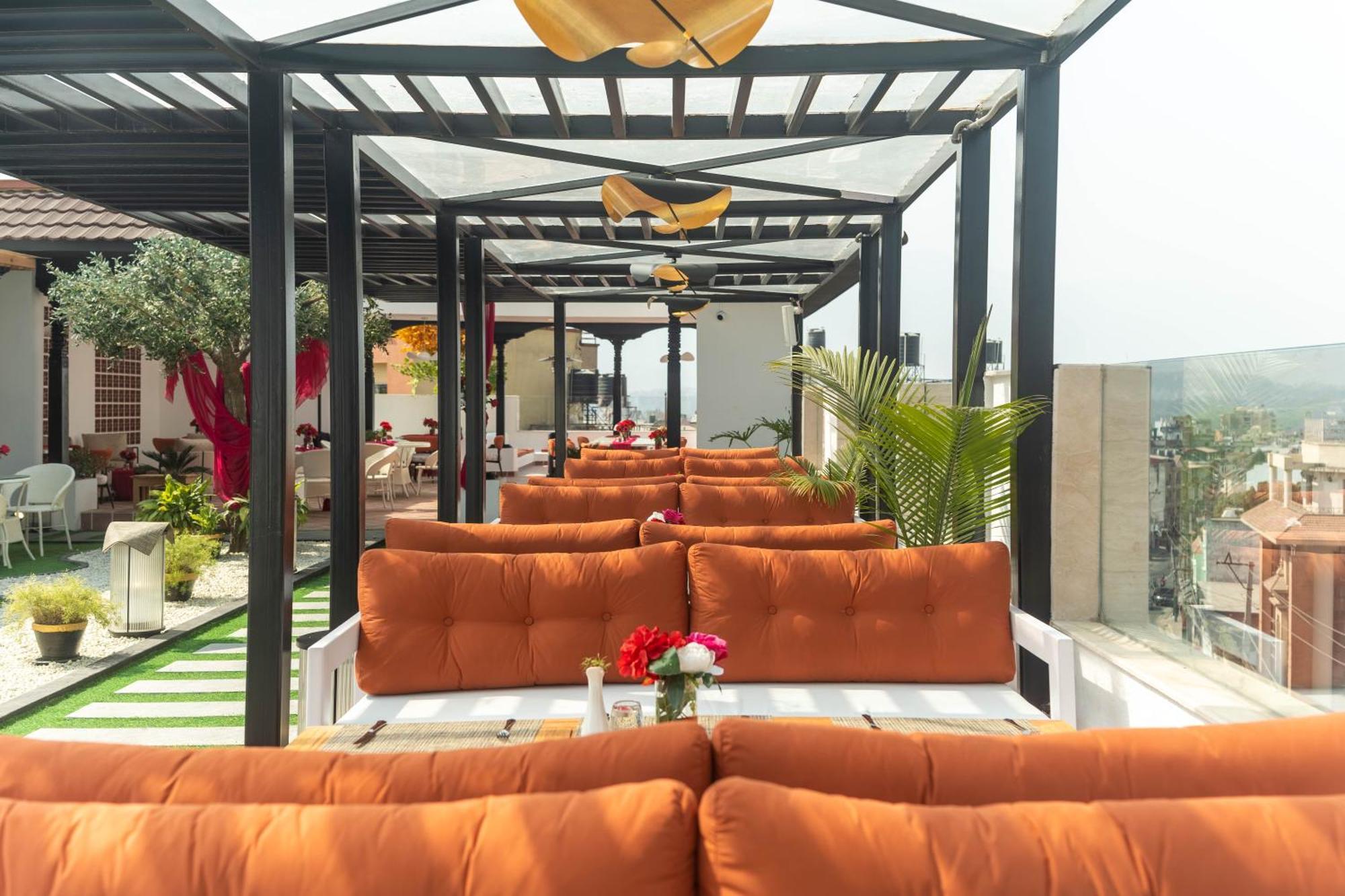 Square Hotel Katmandu Zewnętrze zdjęcie